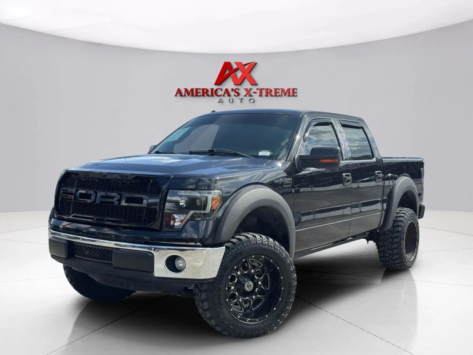 Black 2013 Ford F-150 XLT for sale in Houston, TX