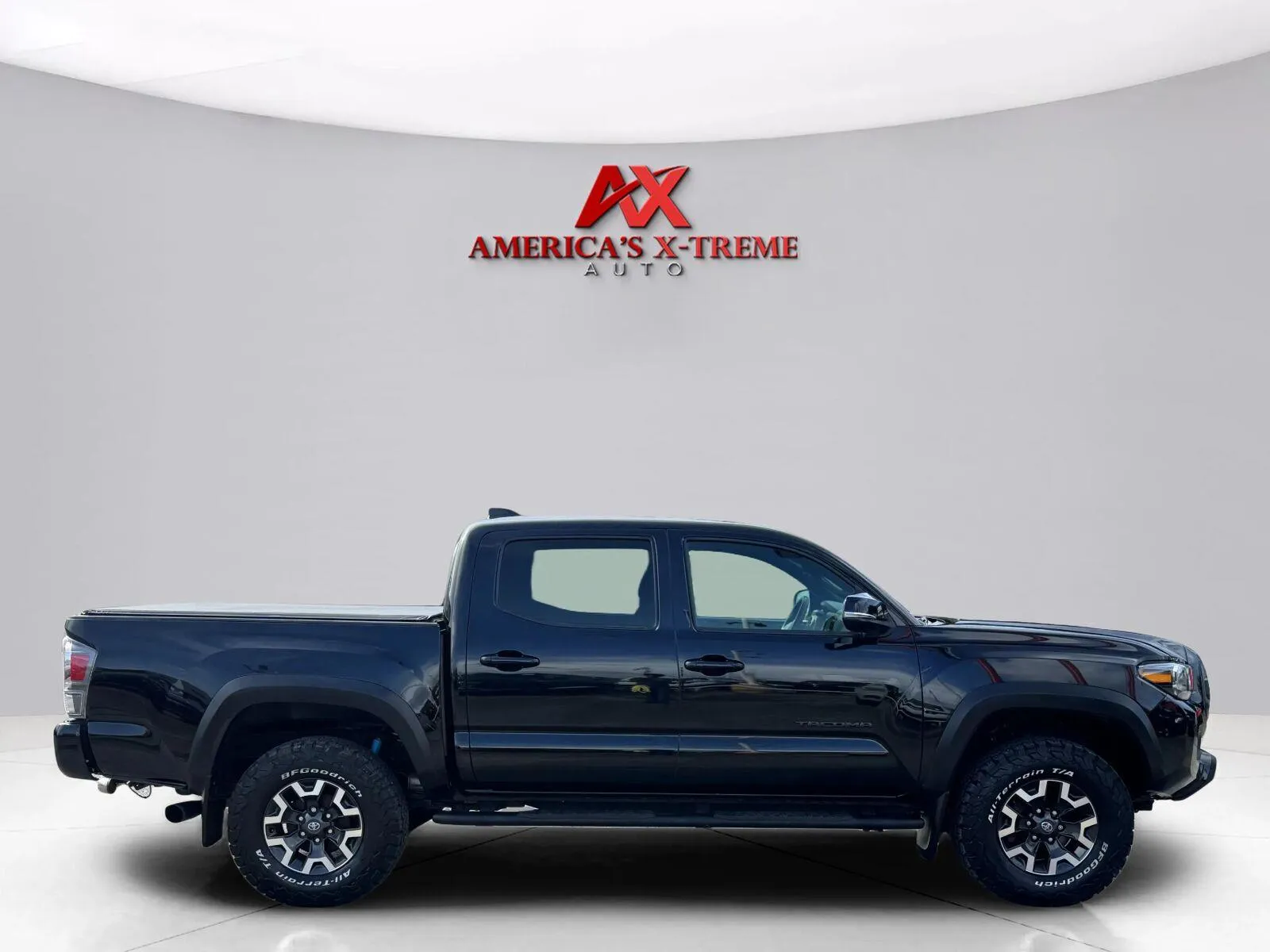 Toyota Tacoma photo 7