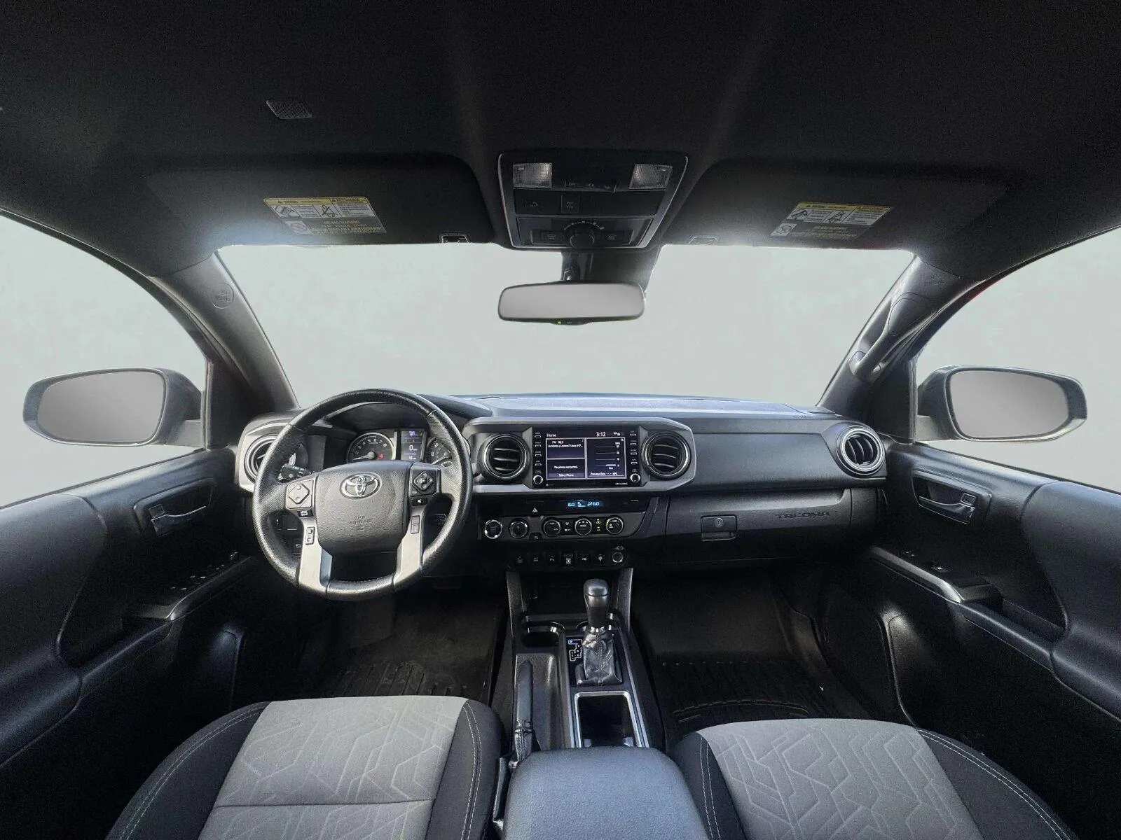 Toyota Tacoma photo 46