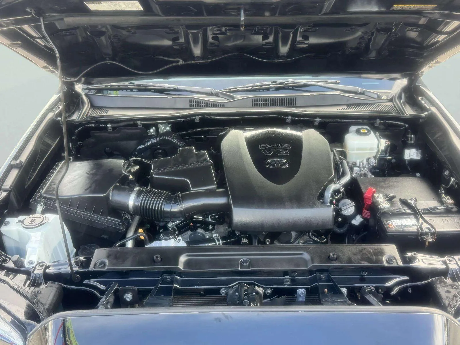 Toyota Tacoma photo 69
