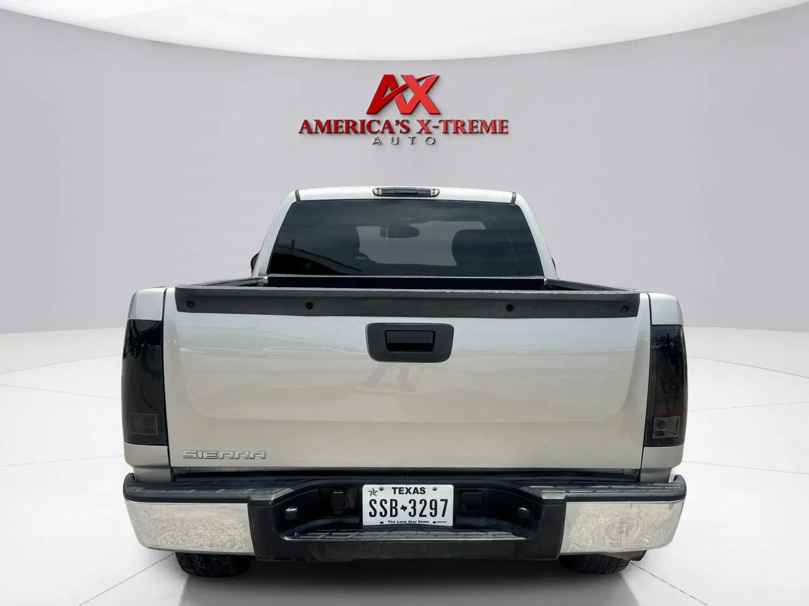 More photos of 2009 GMC Sierra 1500 SL at America's Xtreme Auto Sales & Auto Repair | Luxury Used Cars & Trucks Dealership, TX