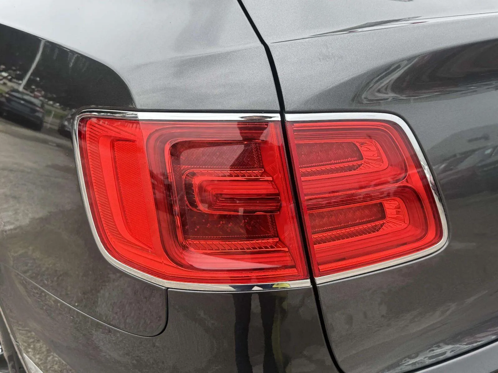Bentley Bentayga photo 15