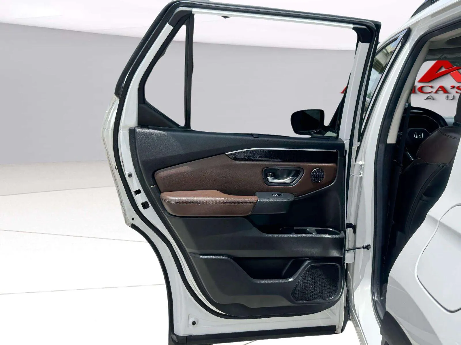 Honda Pilot photo 38