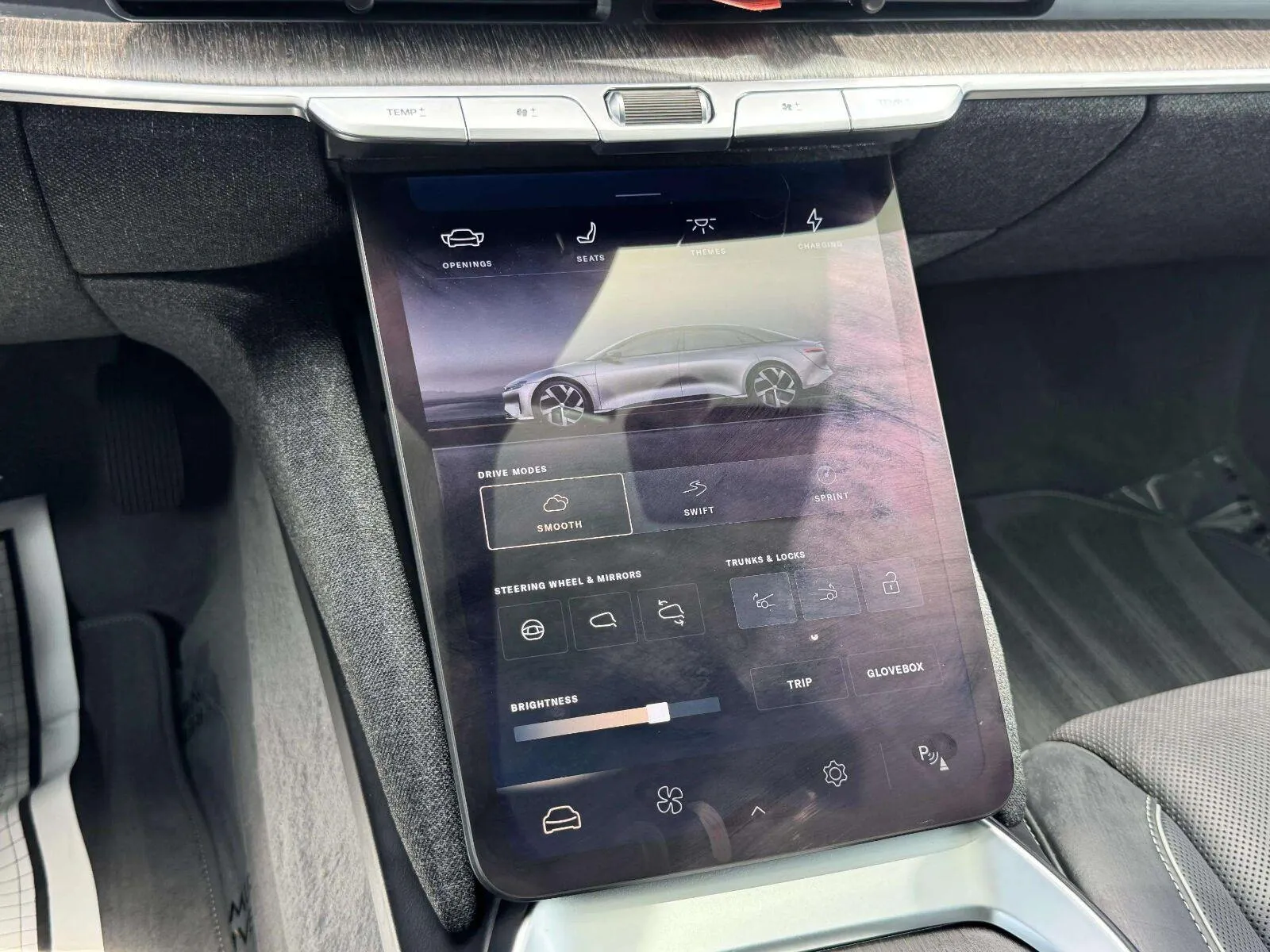 Lucid Air photo 35