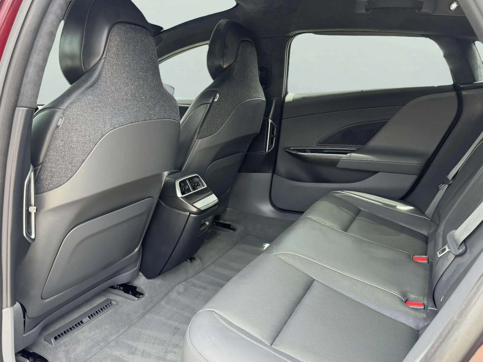 Lucid Air photo 45