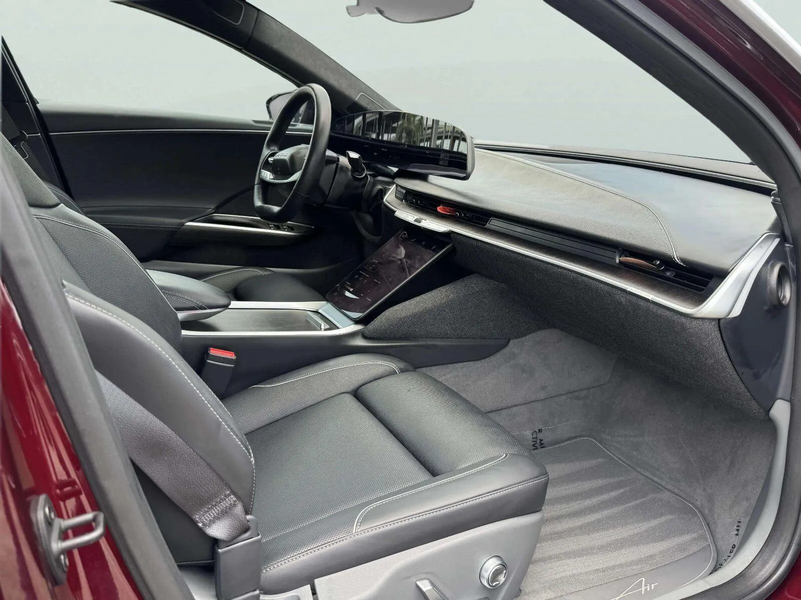 Lucid Air photo 61
