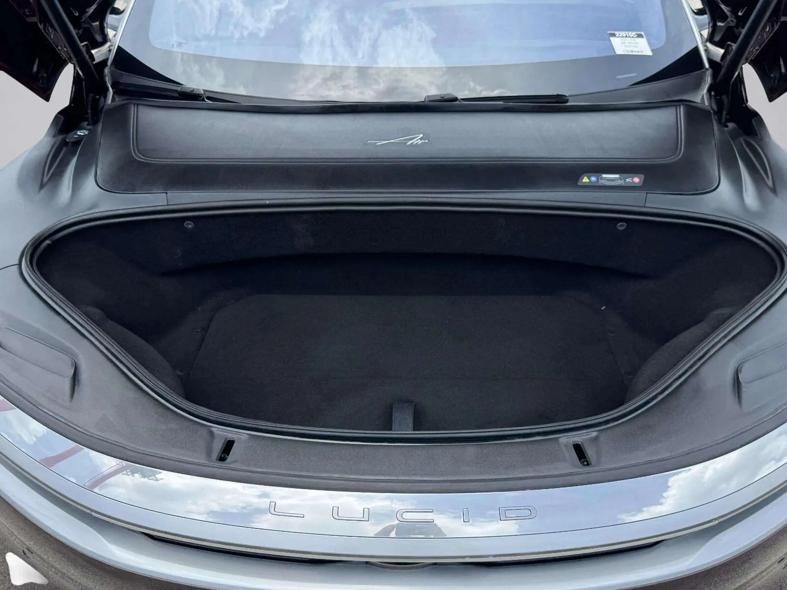 Lucid Air photo 76