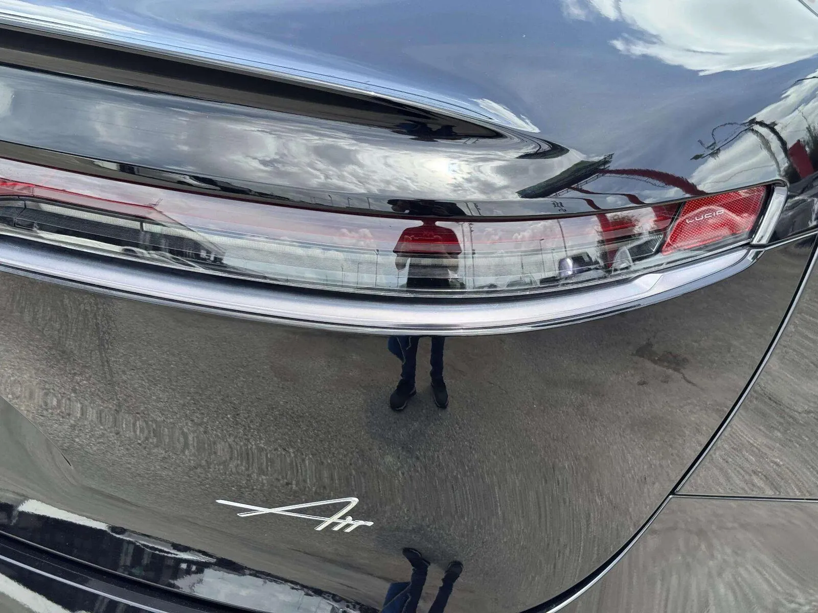 Lucid Air photo 17