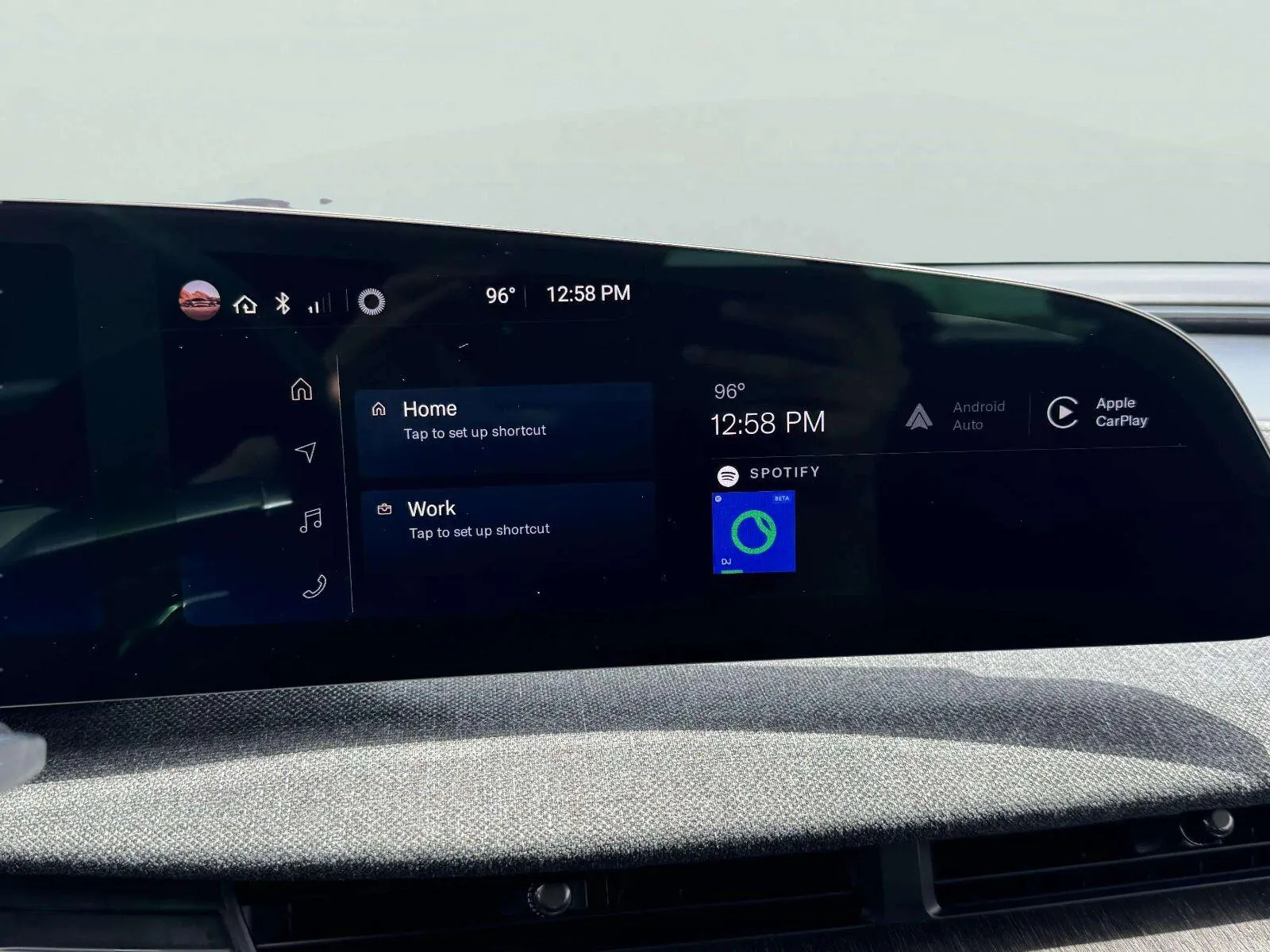 Lucid Air photo 33