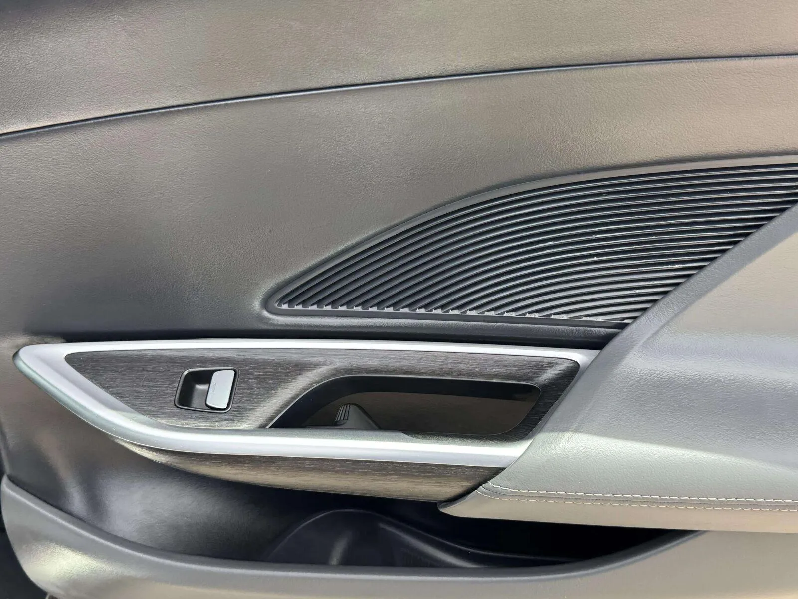 Lucid Air photo 55