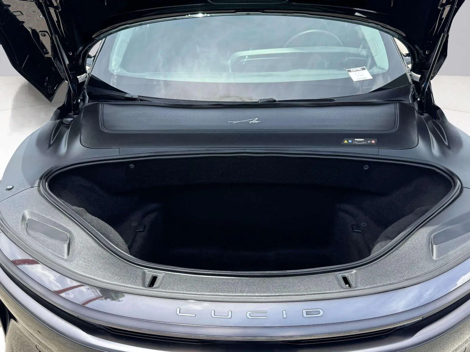 Lucid Air photo 79