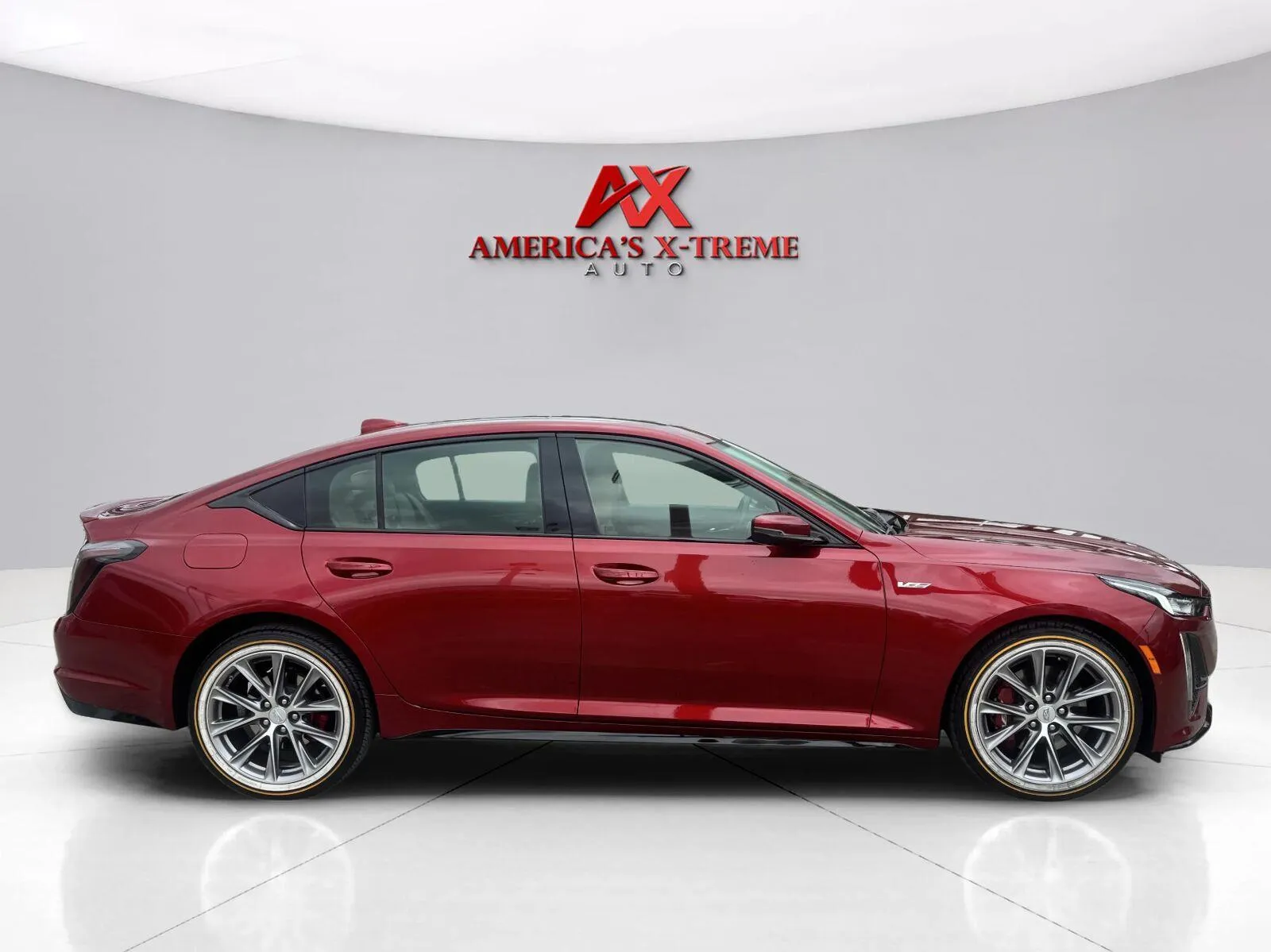 Cadillac Ct5-v photo 7