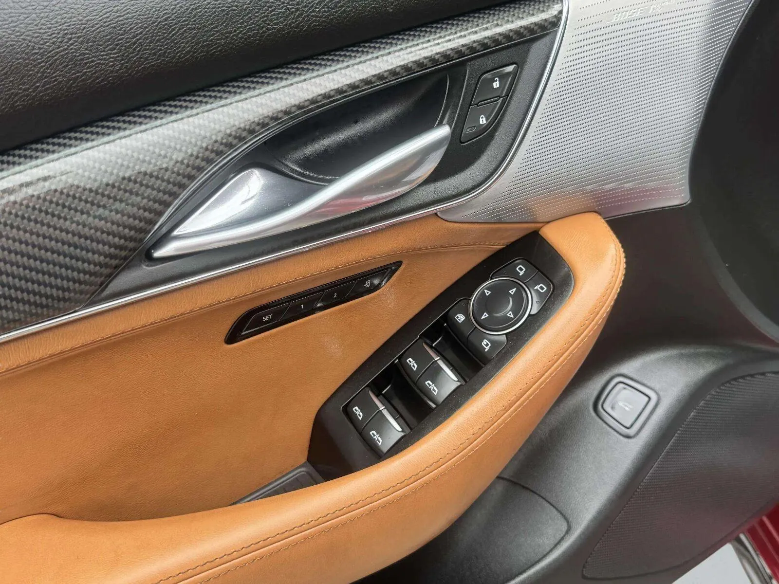 Cadillac Ct5-v photo 23