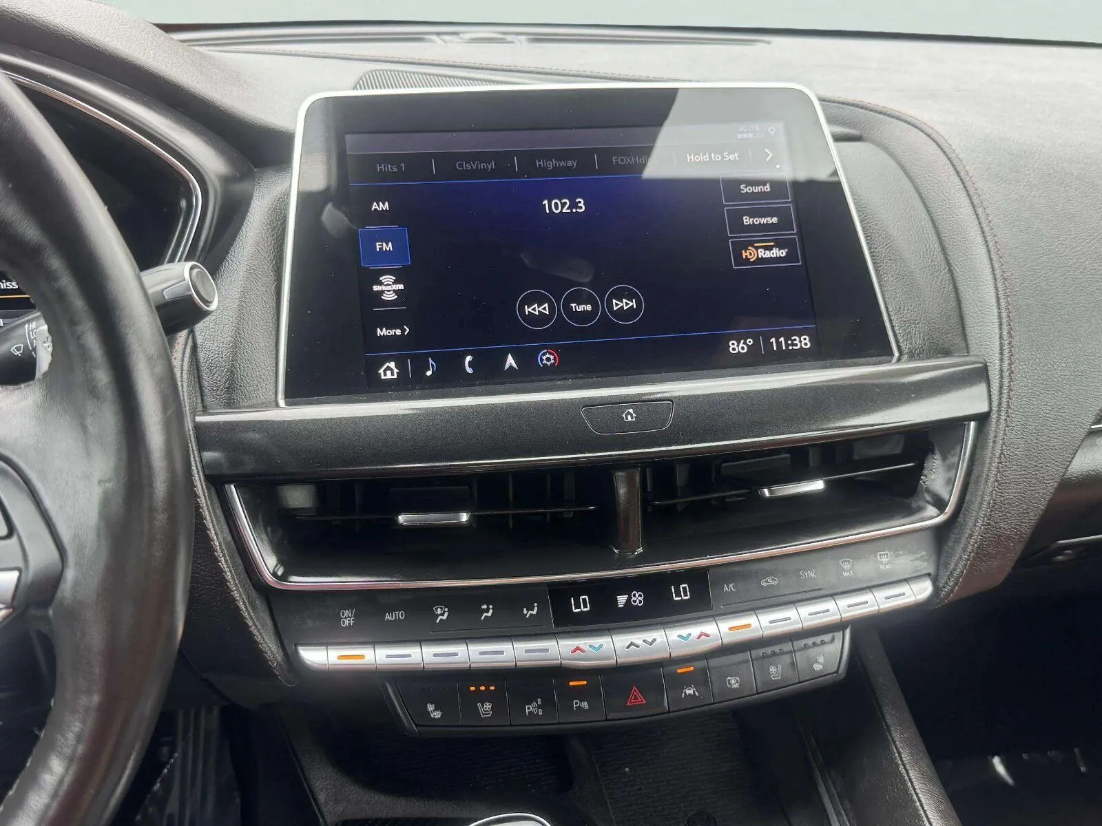 Cadillac Ct5-v photo 35