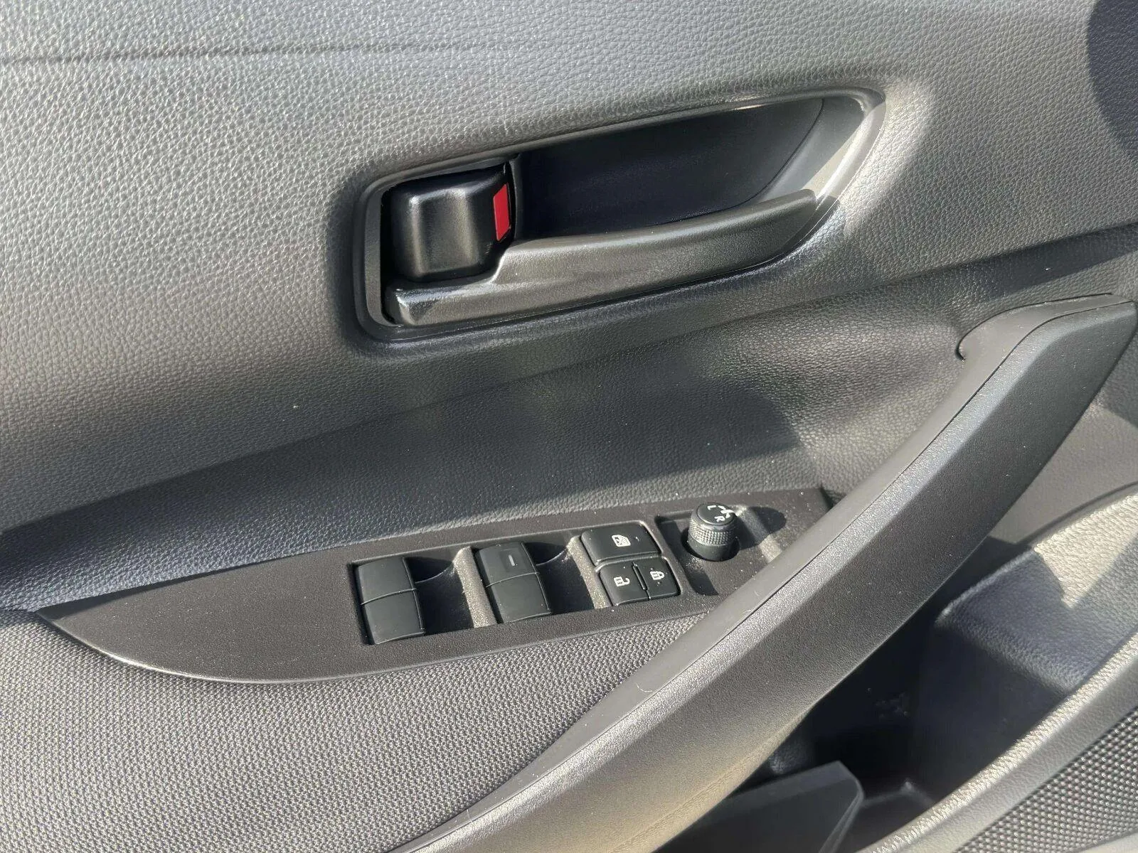 Toyota Corolla photo 19