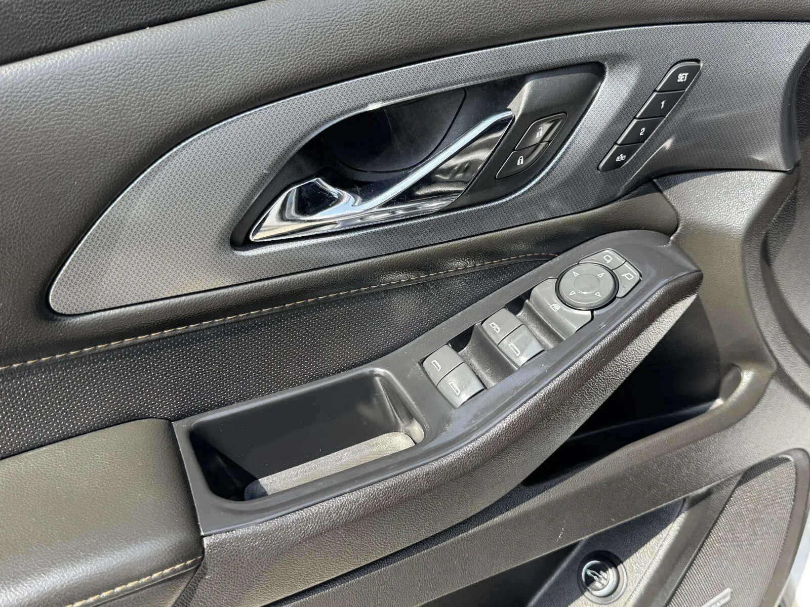 Chevrolet Traverse photo 19