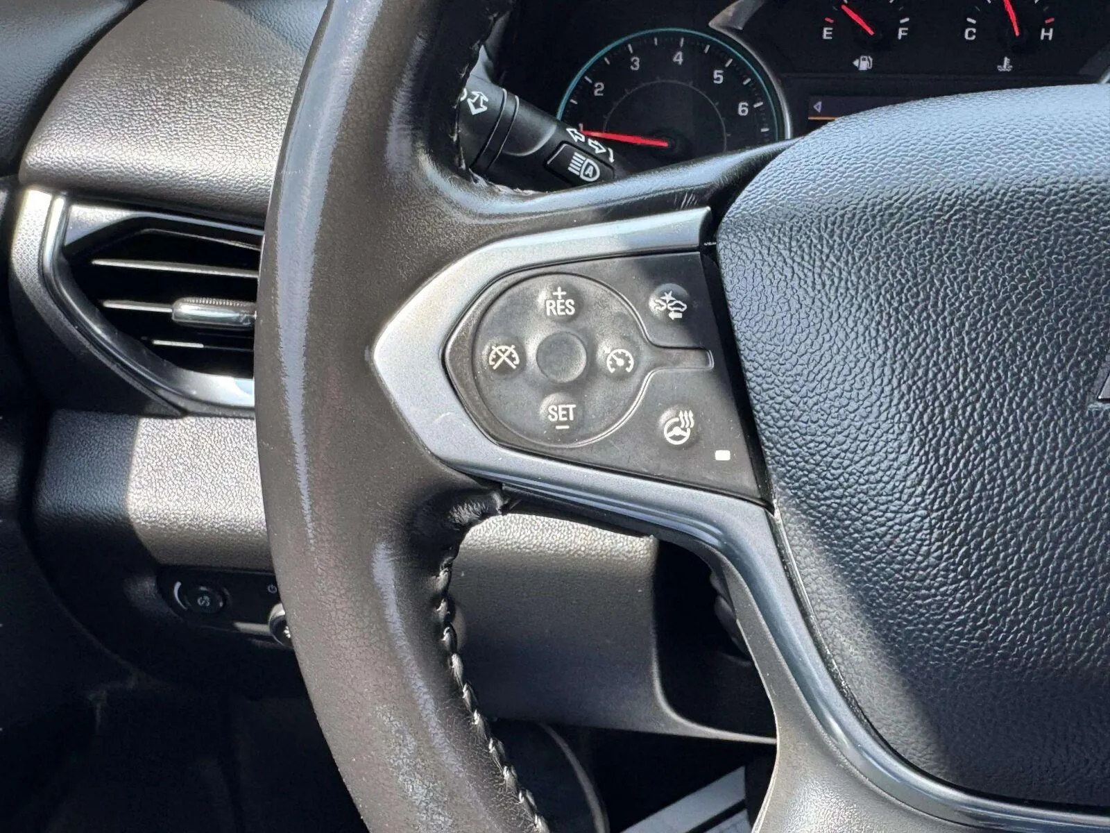Chevrolet Traverse photo 27