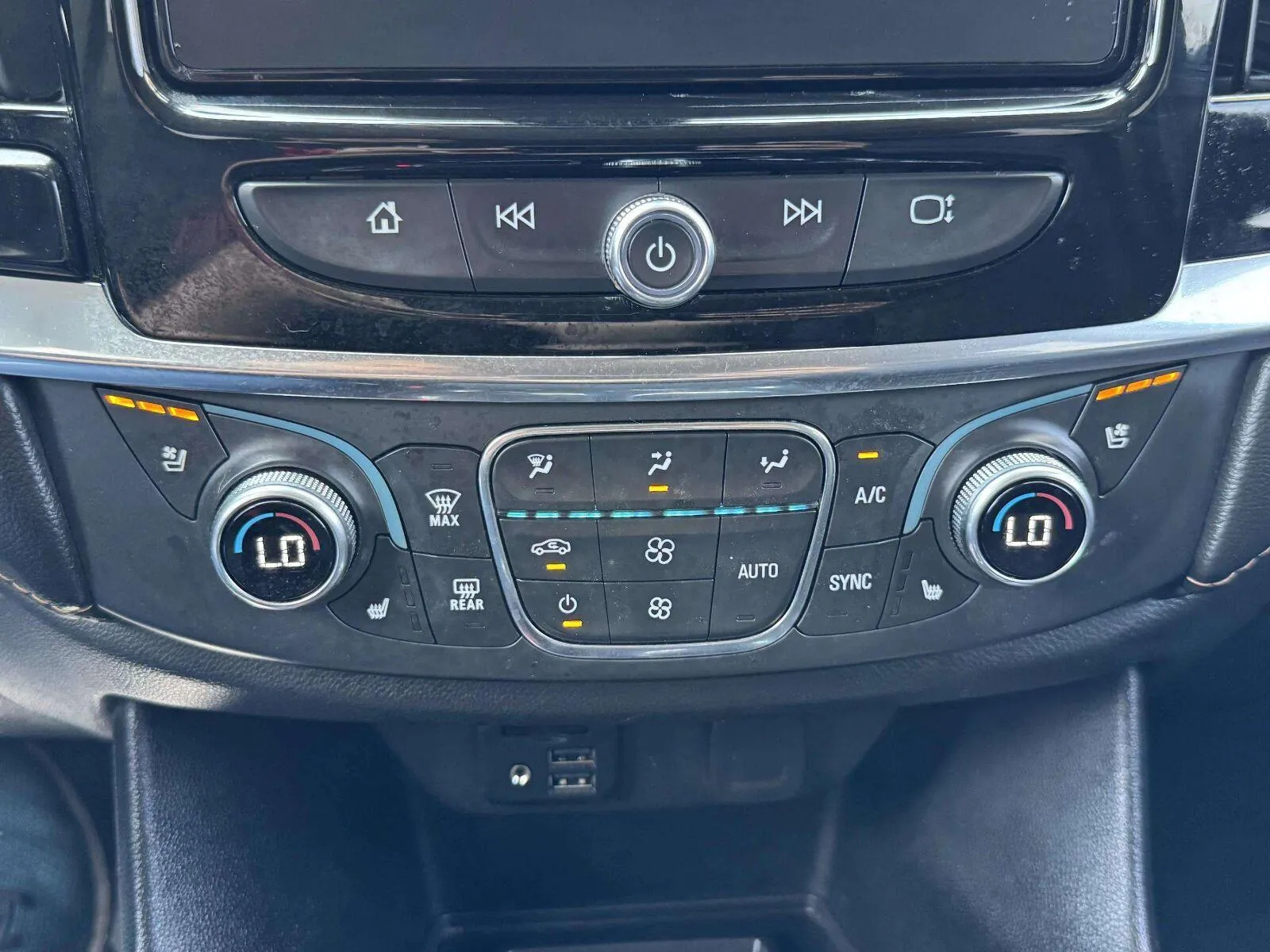 Chevrolet Traverse photo 33