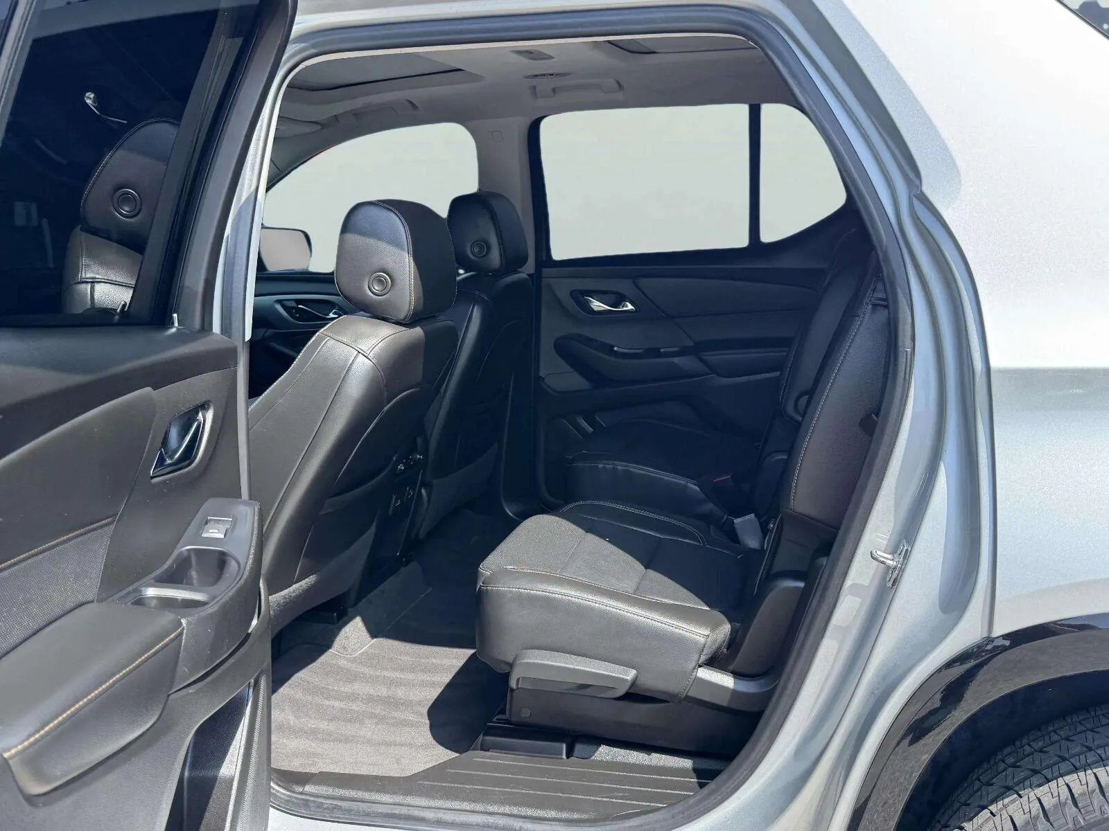 Chevrolet Traverse photo 35