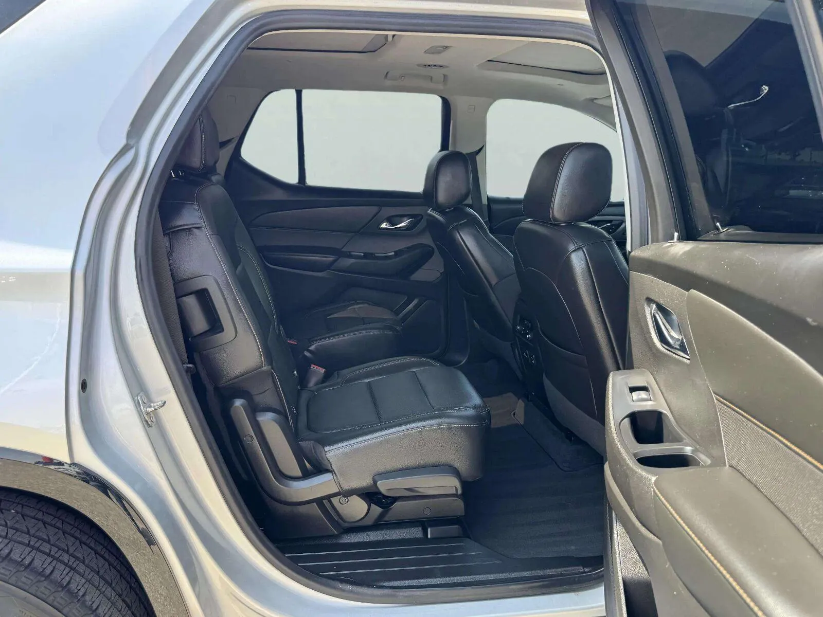Chevrolet Traverse photo 48