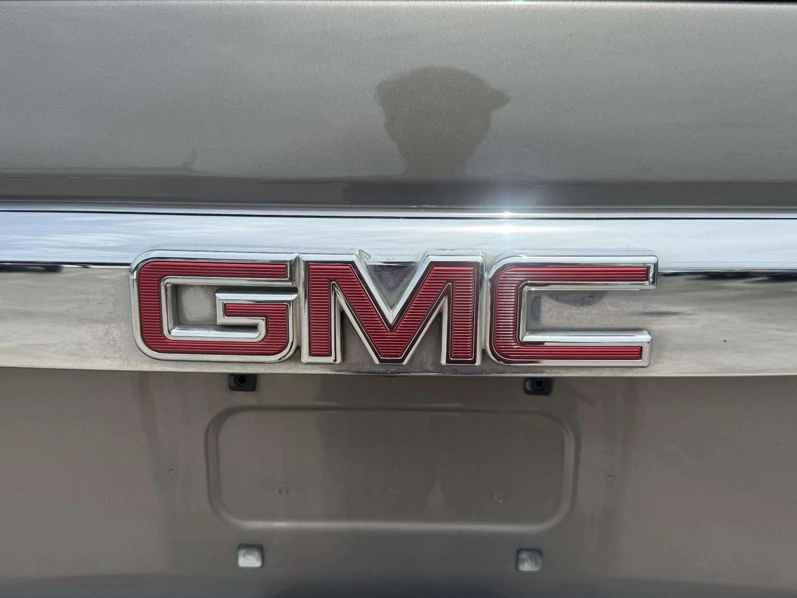 GMC Yukon photo 16