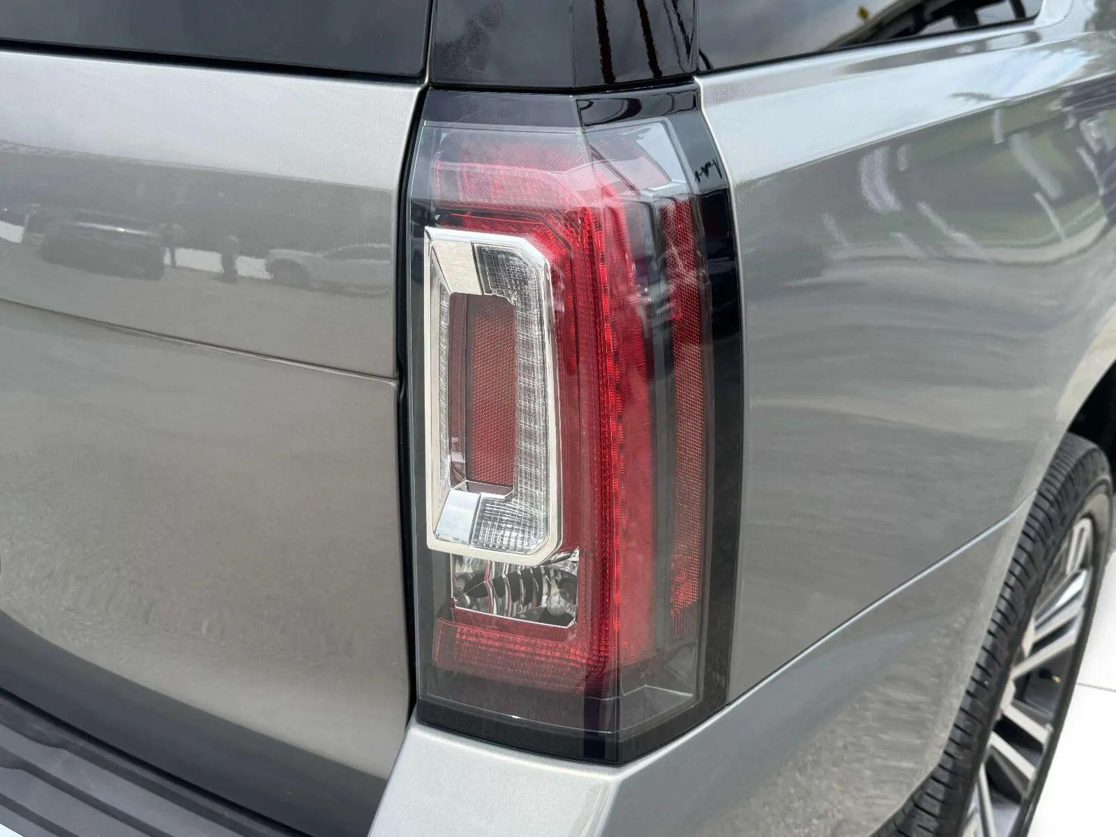 GMC Yukon photo 17