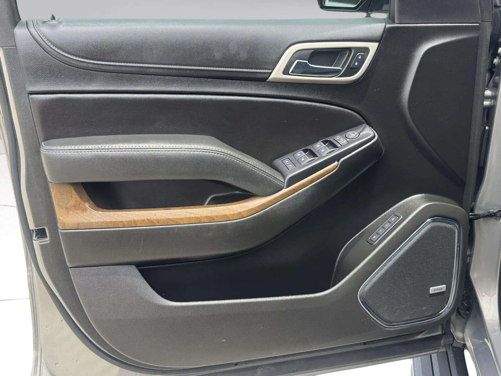 GMC Yukon photo 20