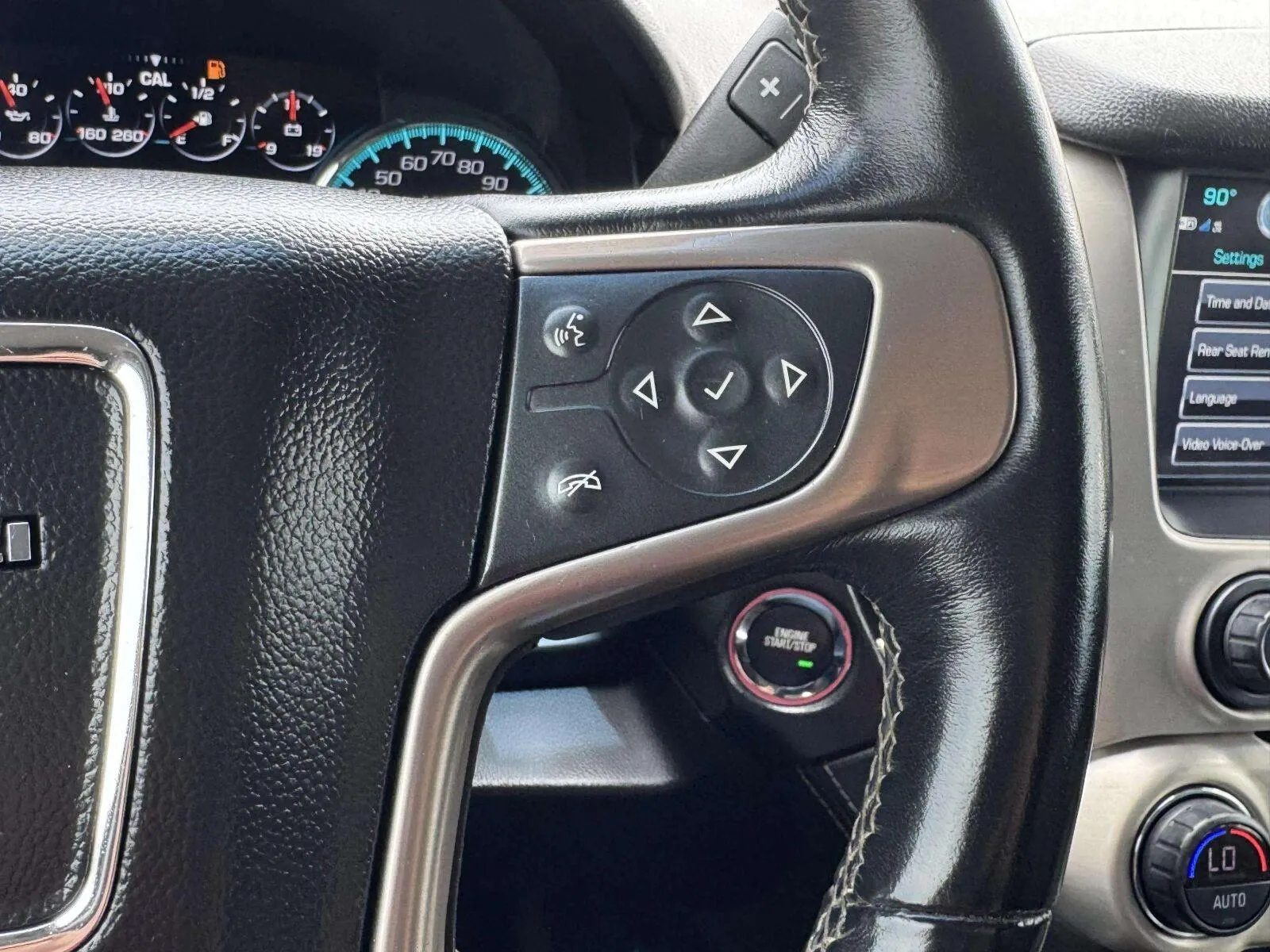 GMC Yukon photo 31