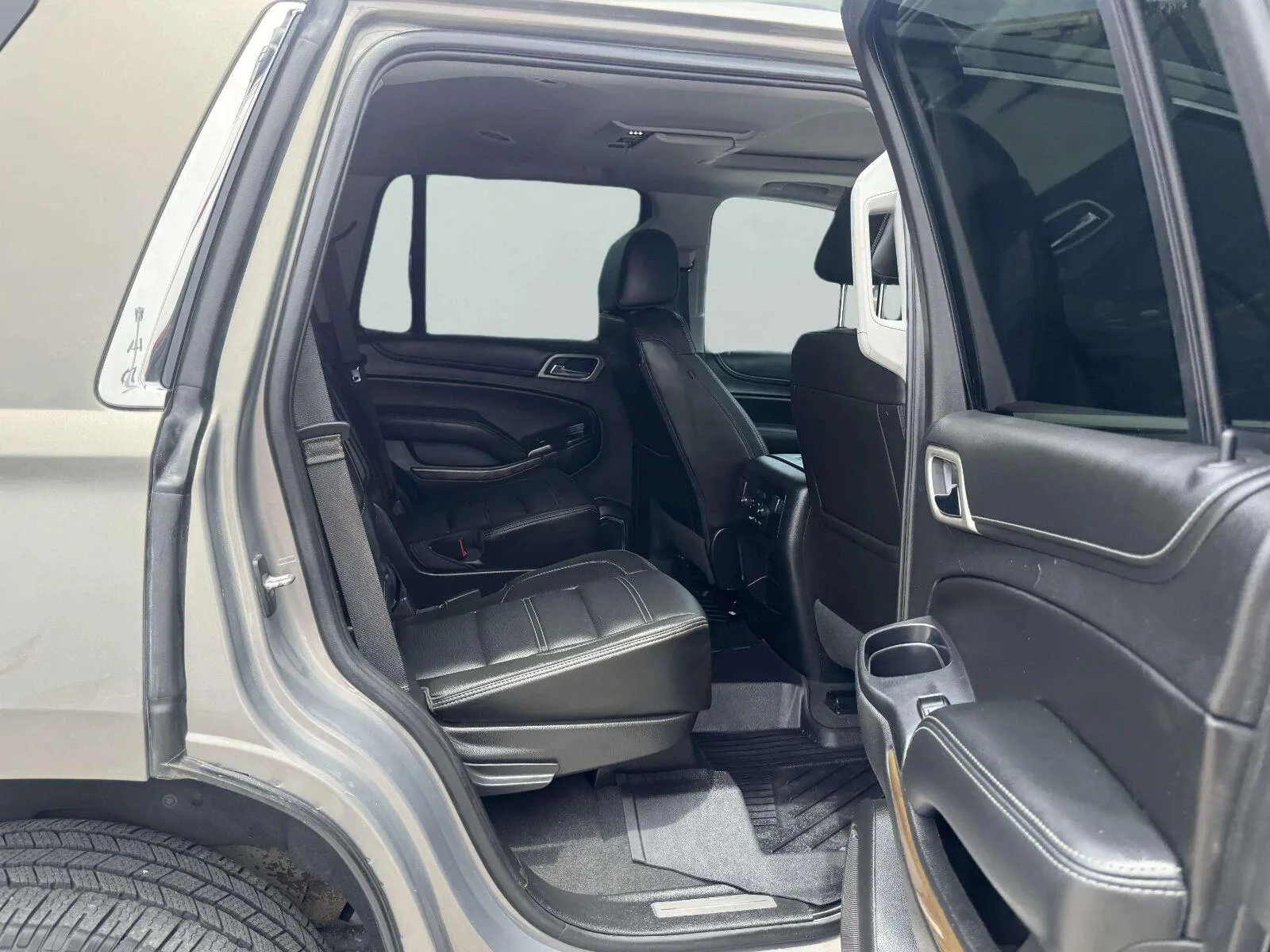 GMC Yukon photo 53