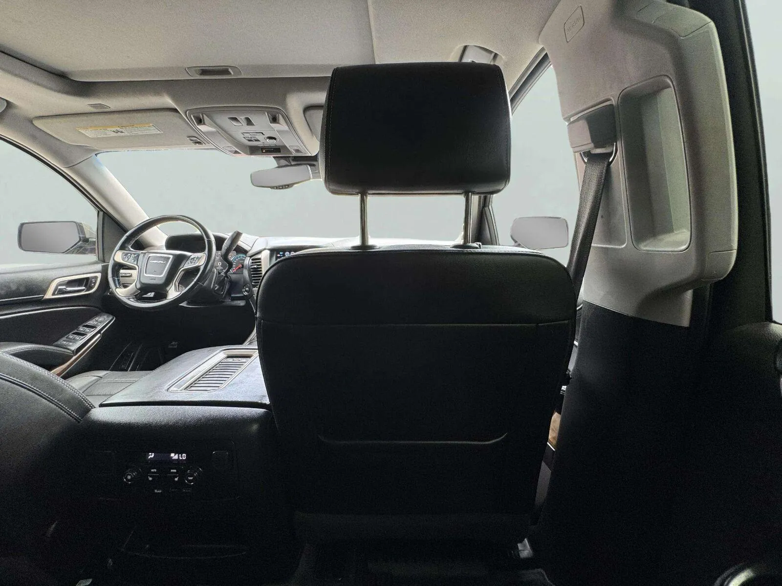 GMC Yukon photo 59
