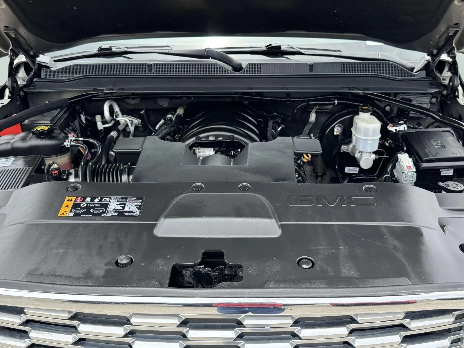 GMC Yukon photo 83