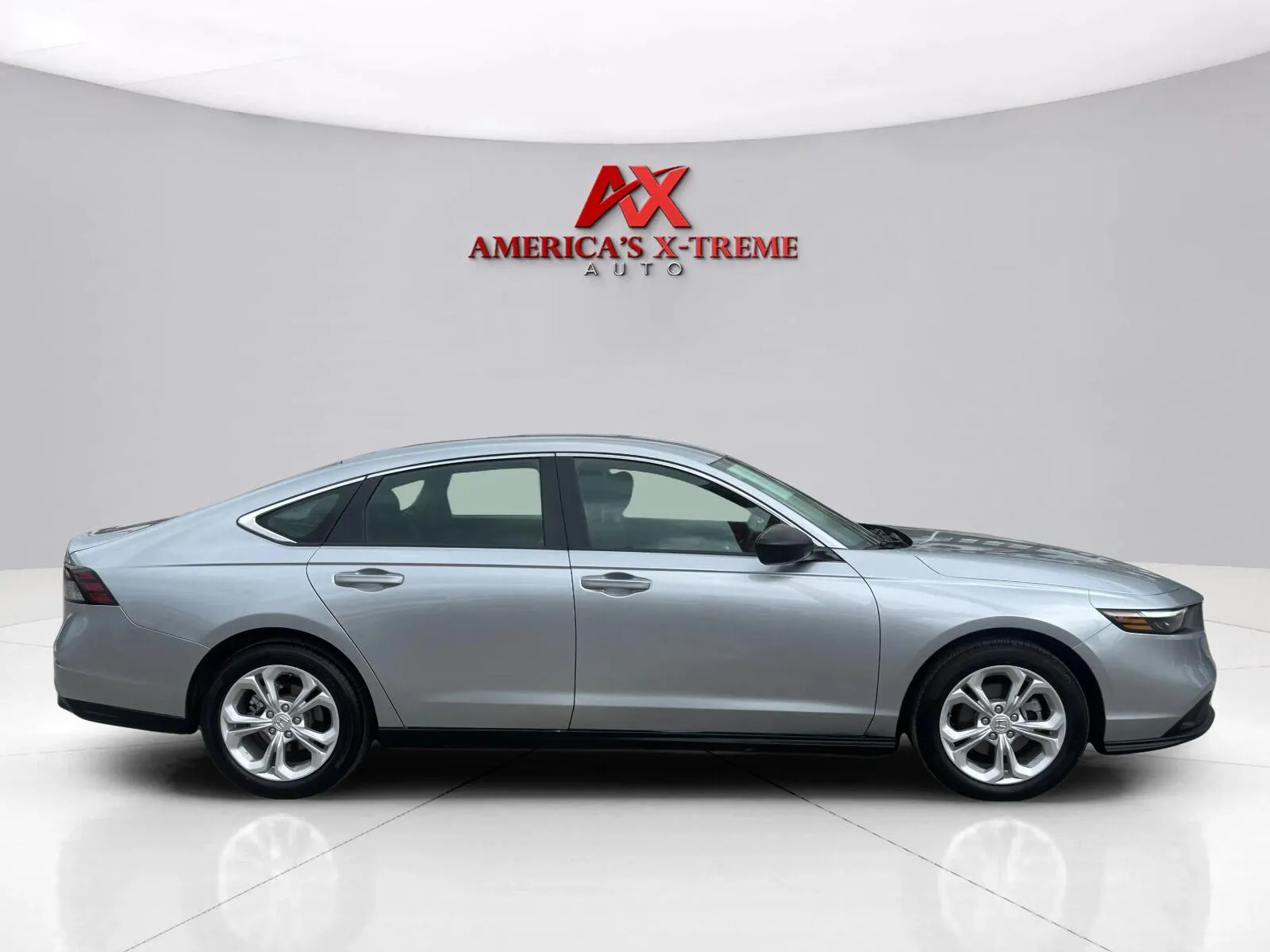 Honda Accord photo 7