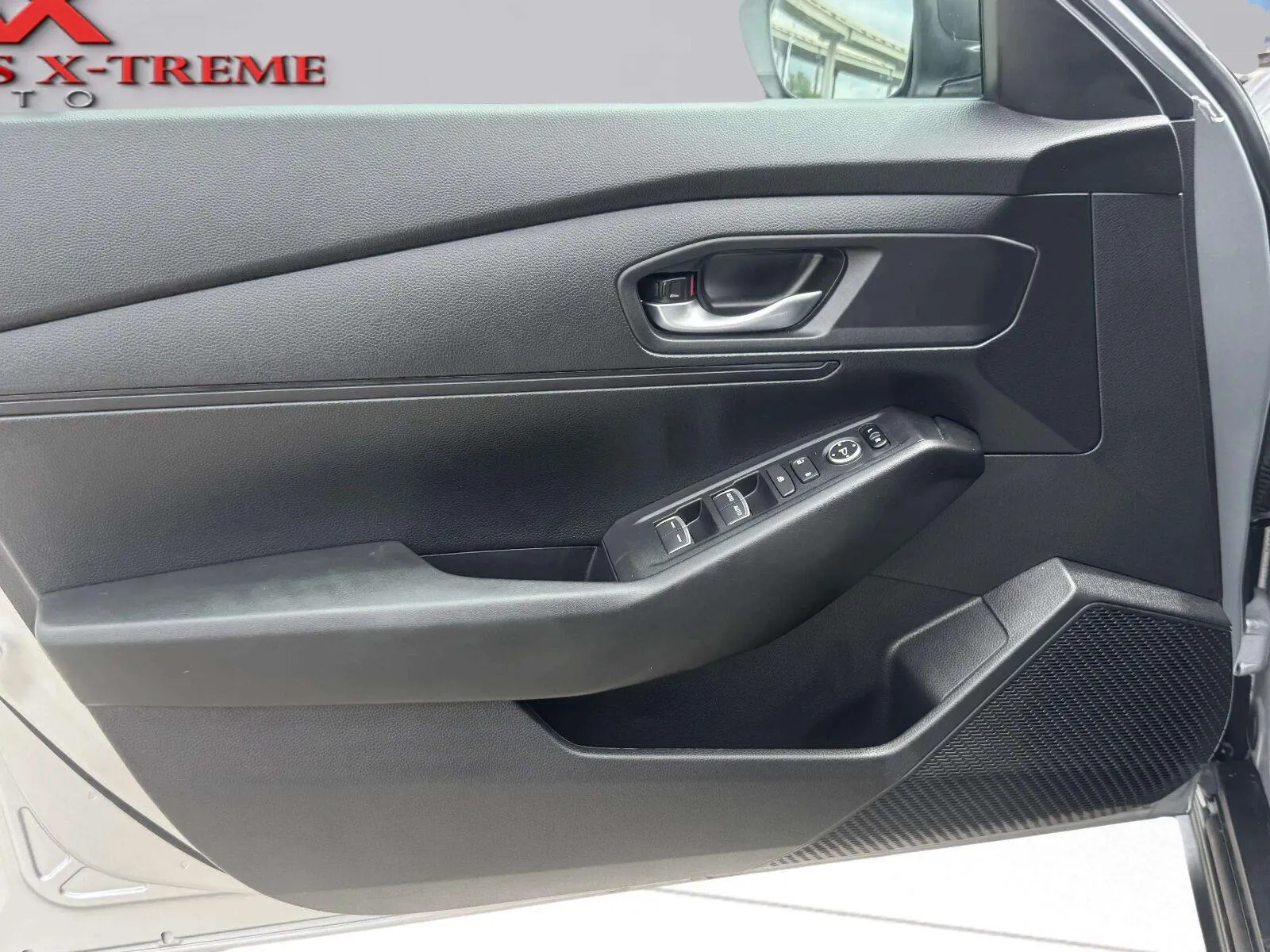 Honda Accord photo 18