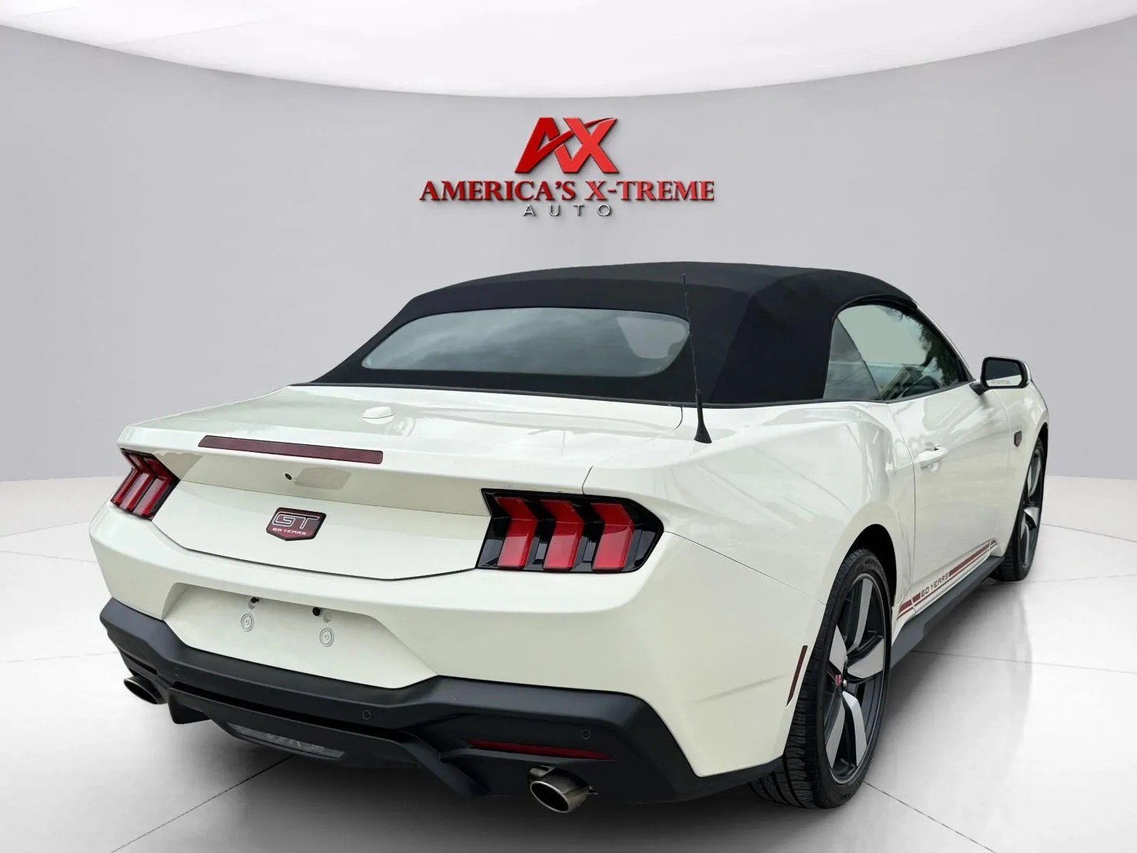 2025 Ford Mustang 7