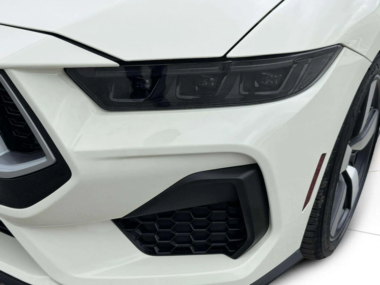 2025 Ford Mustang 14
