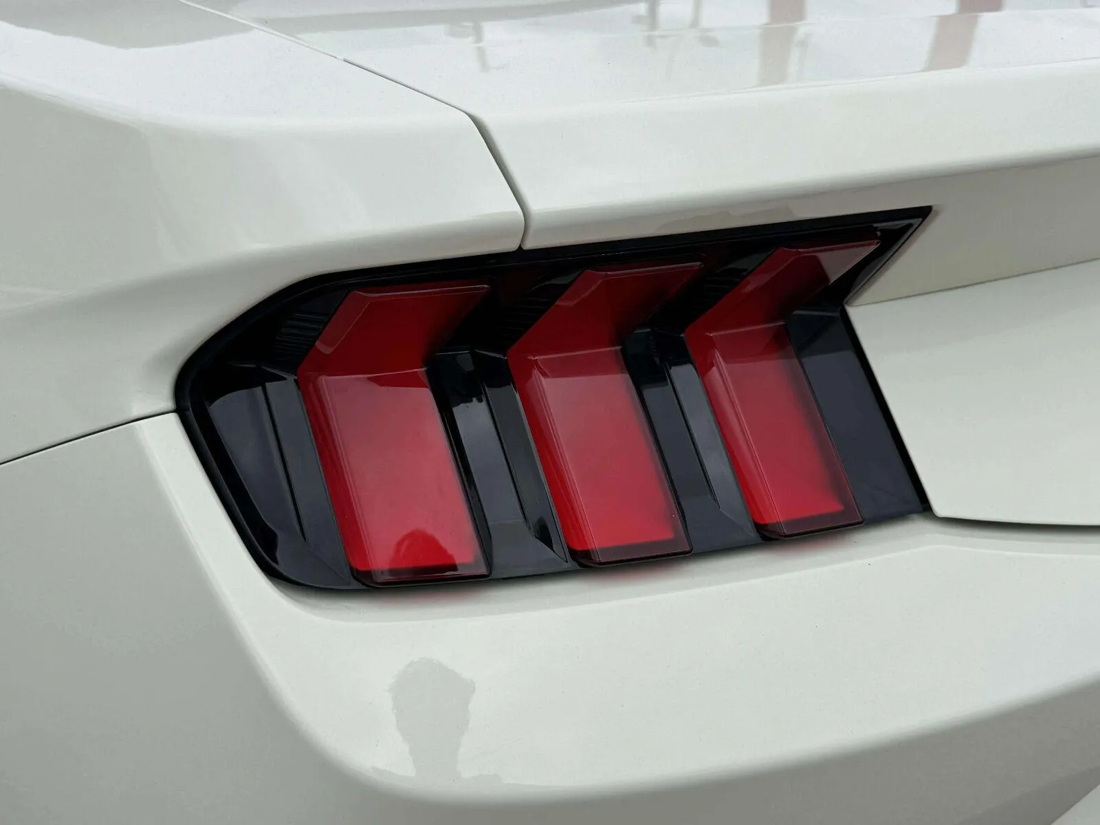 2025 Ford Mustang 16