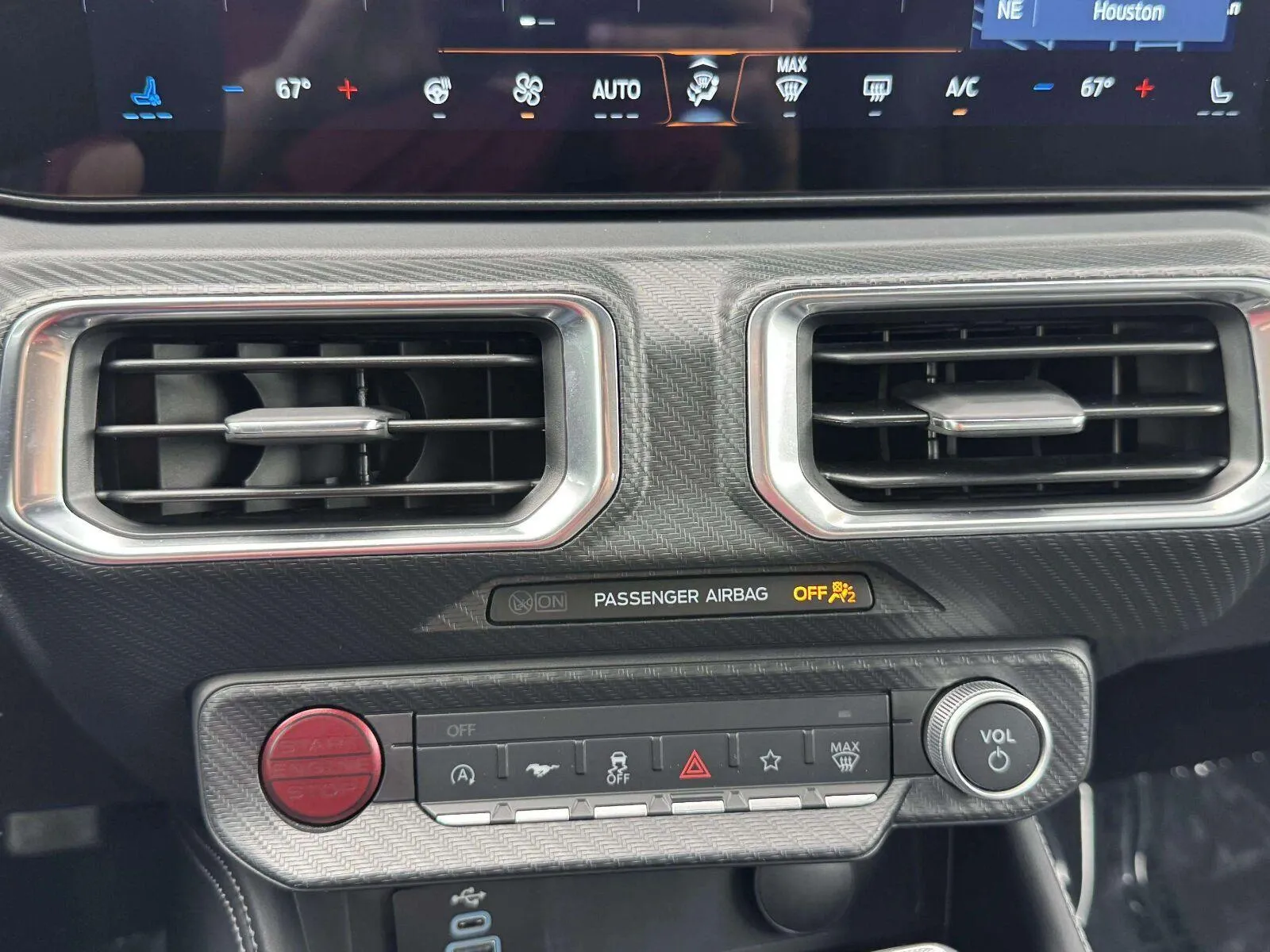 2025 Ford Mustang 41