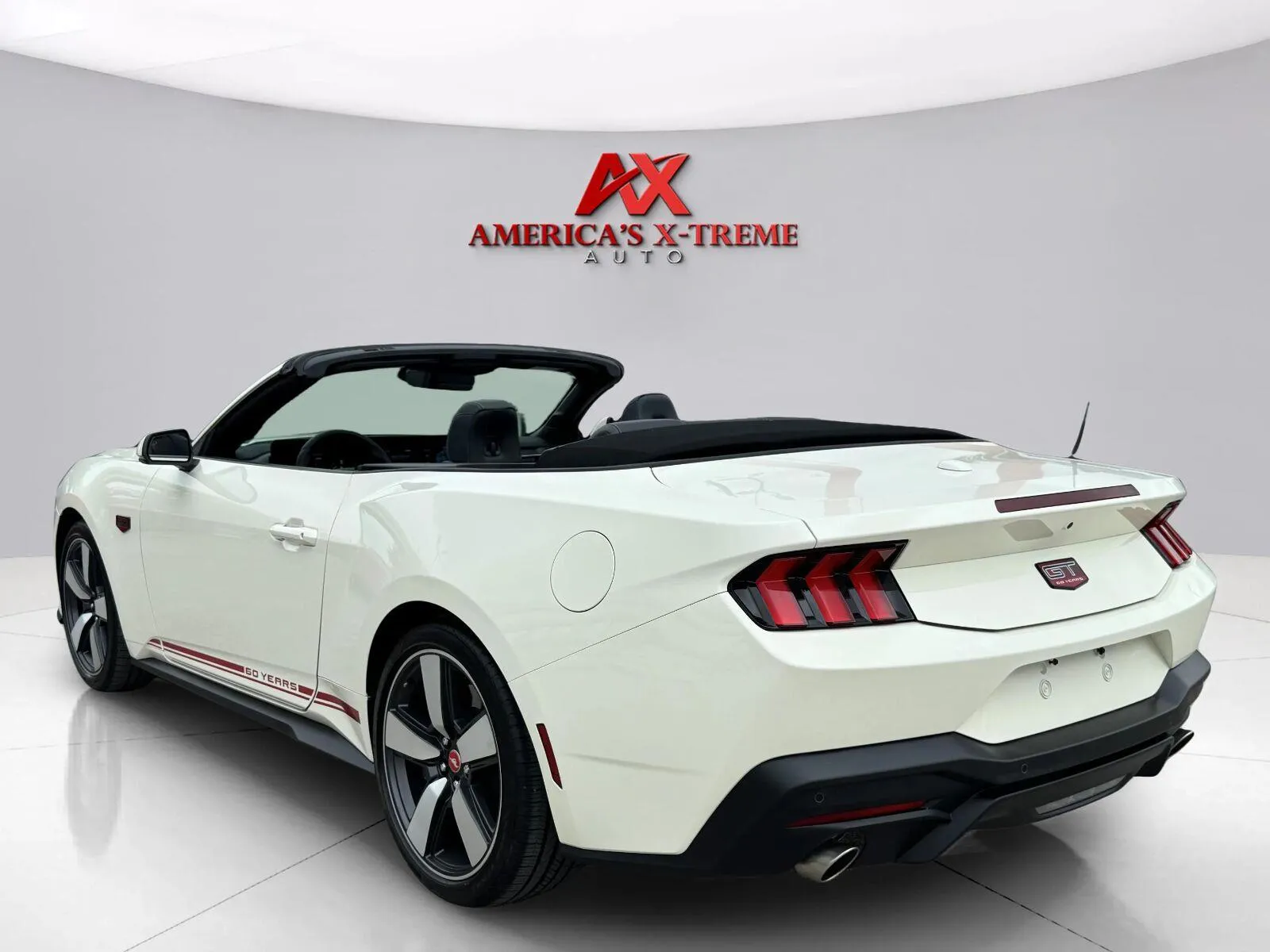 2025 Ford Mustang 76