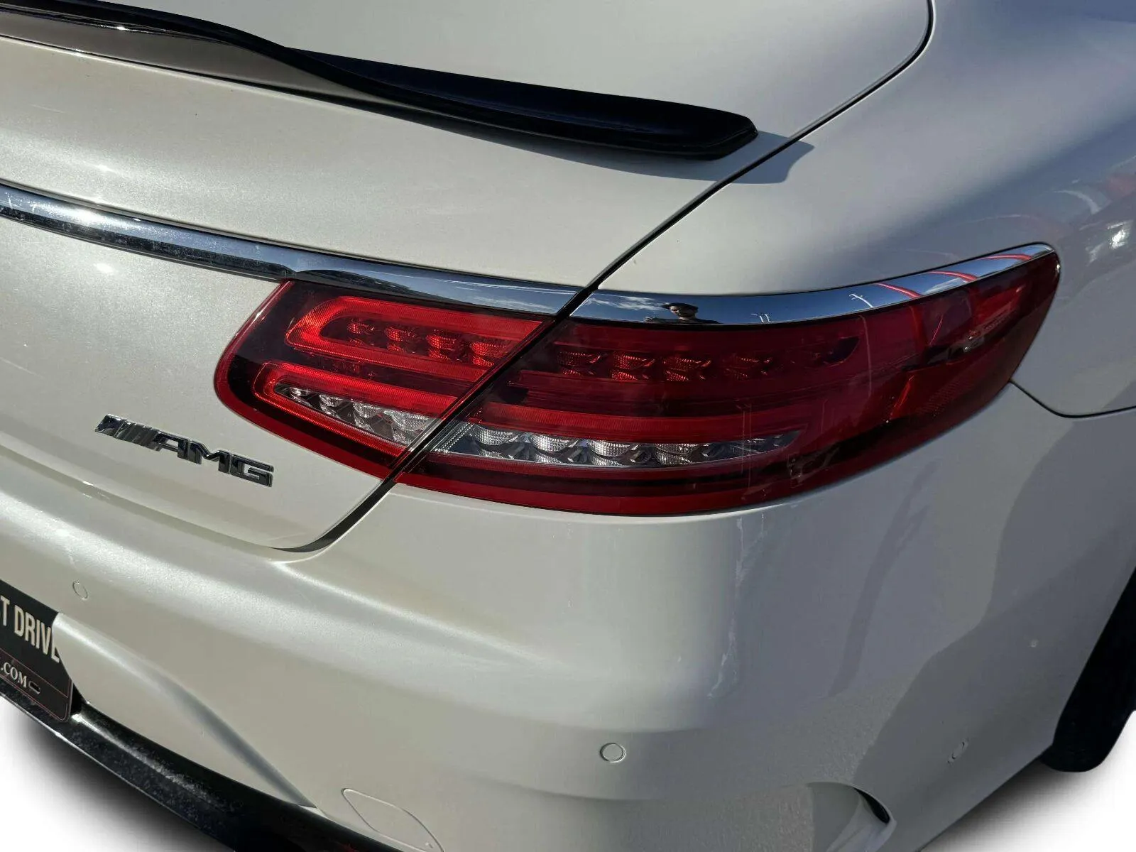 Mercedes-Benz S-Class photo 17