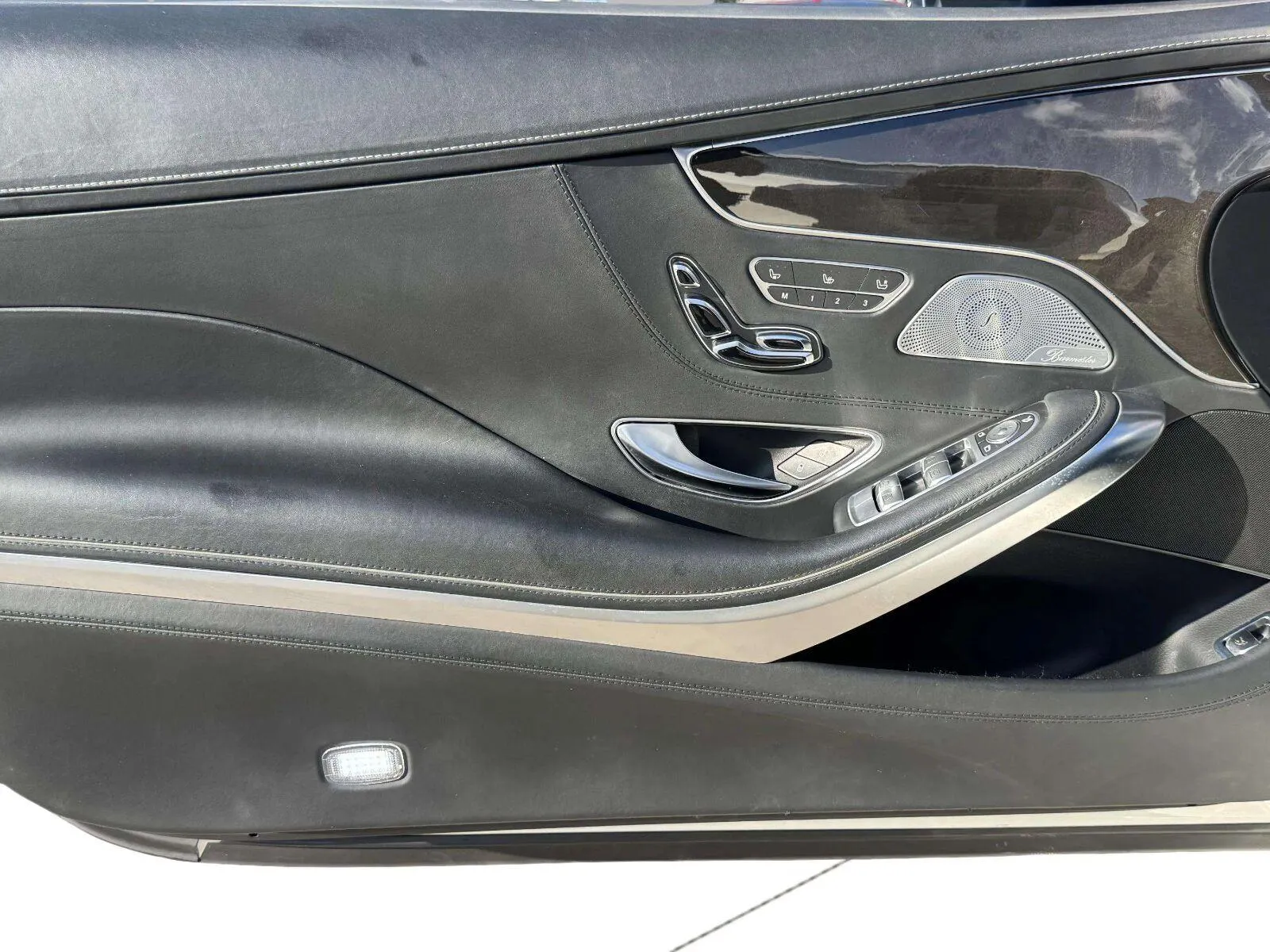 Mercedes-Benz S-Class photo 20