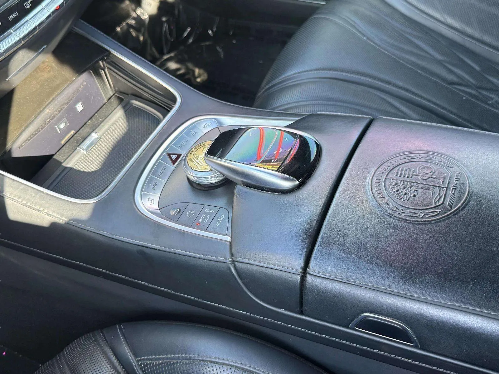 Mercedes-Benz S-Class photo 38