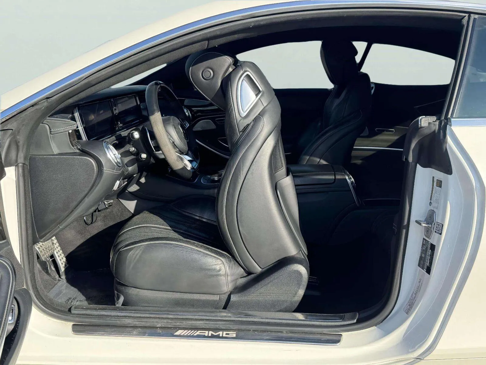 Mercedes-Benz S-Class photo 40