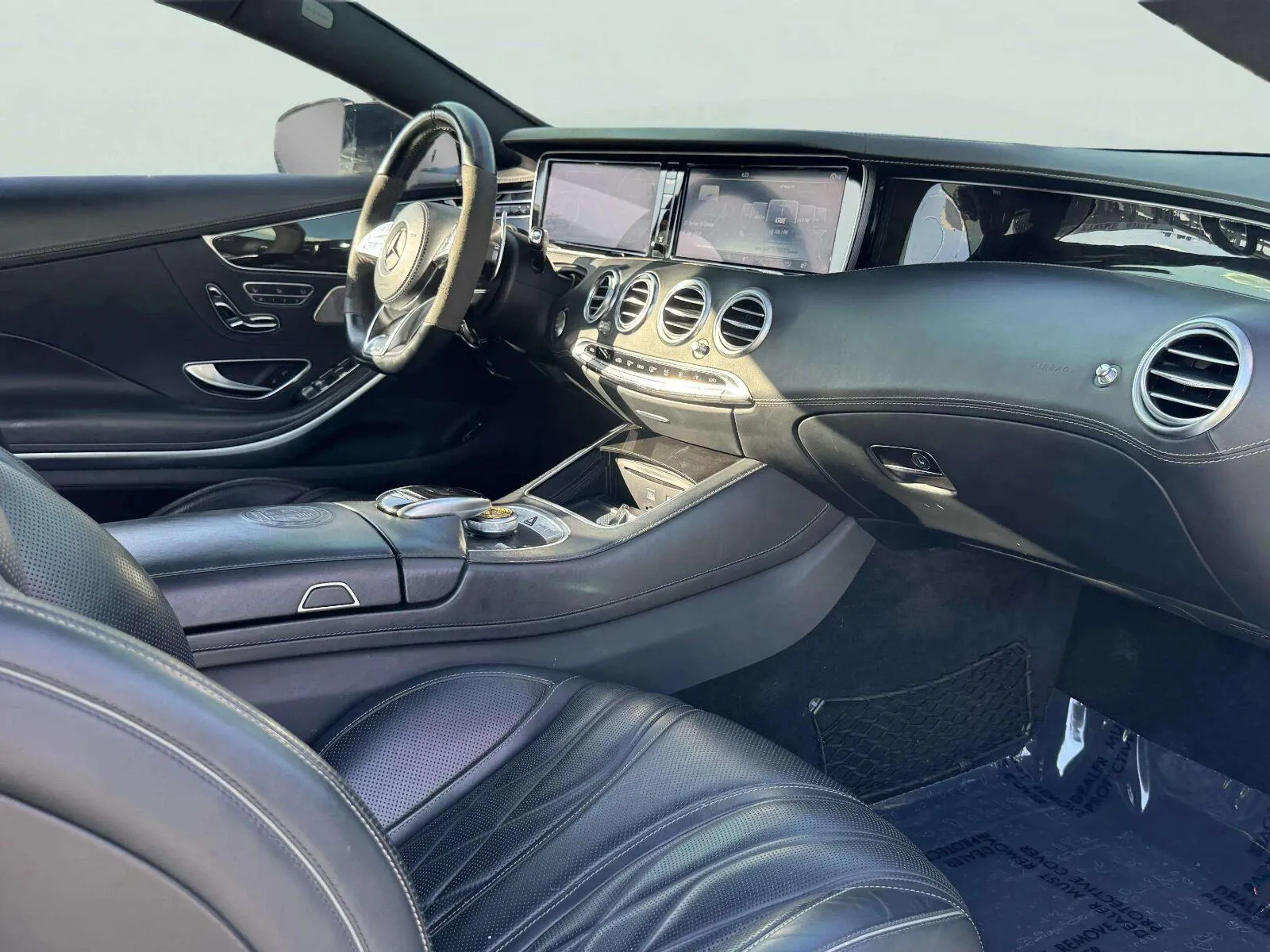 Mercedes-Benz S-Class photo 46