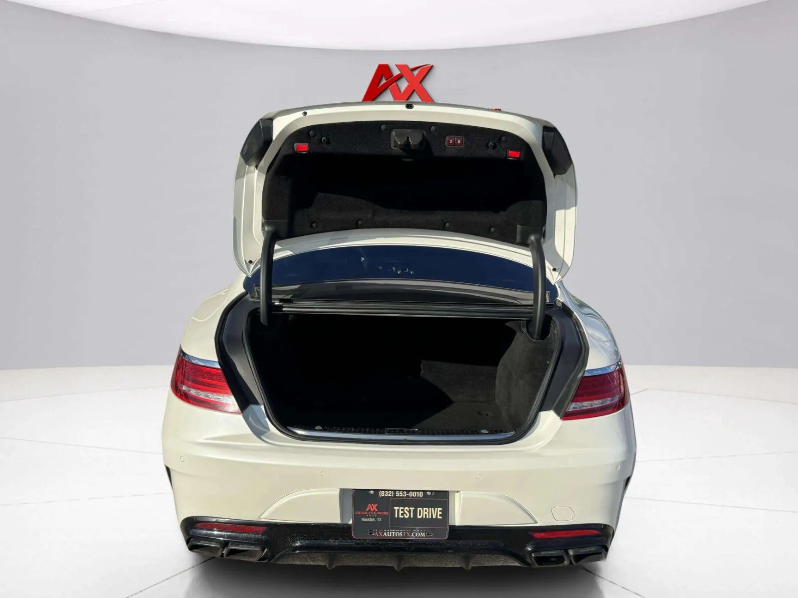 Mercedes-Benz S-Class photo 54