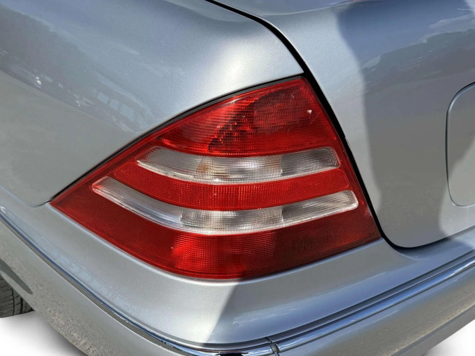 Mercedes-Benz S-Class photo 14