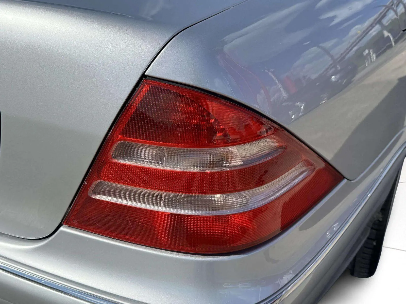Mercedes-Benz S-Class photo 15