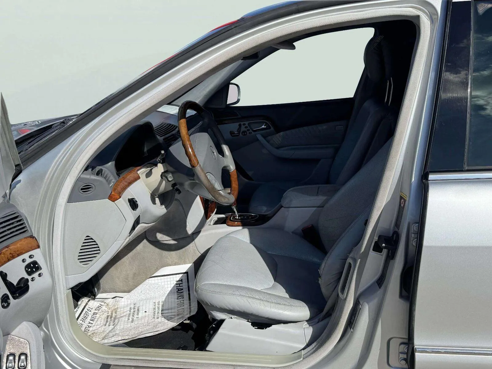 Mercedes-Benz S-Class photo 16