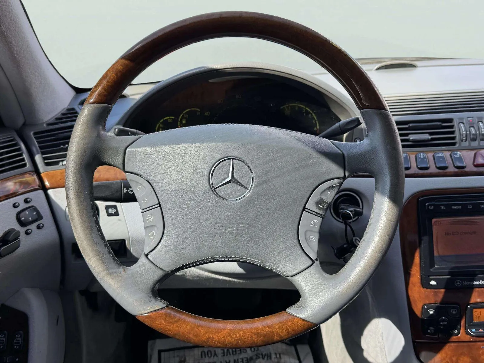 Mercedes-Benz S-Class photo 26