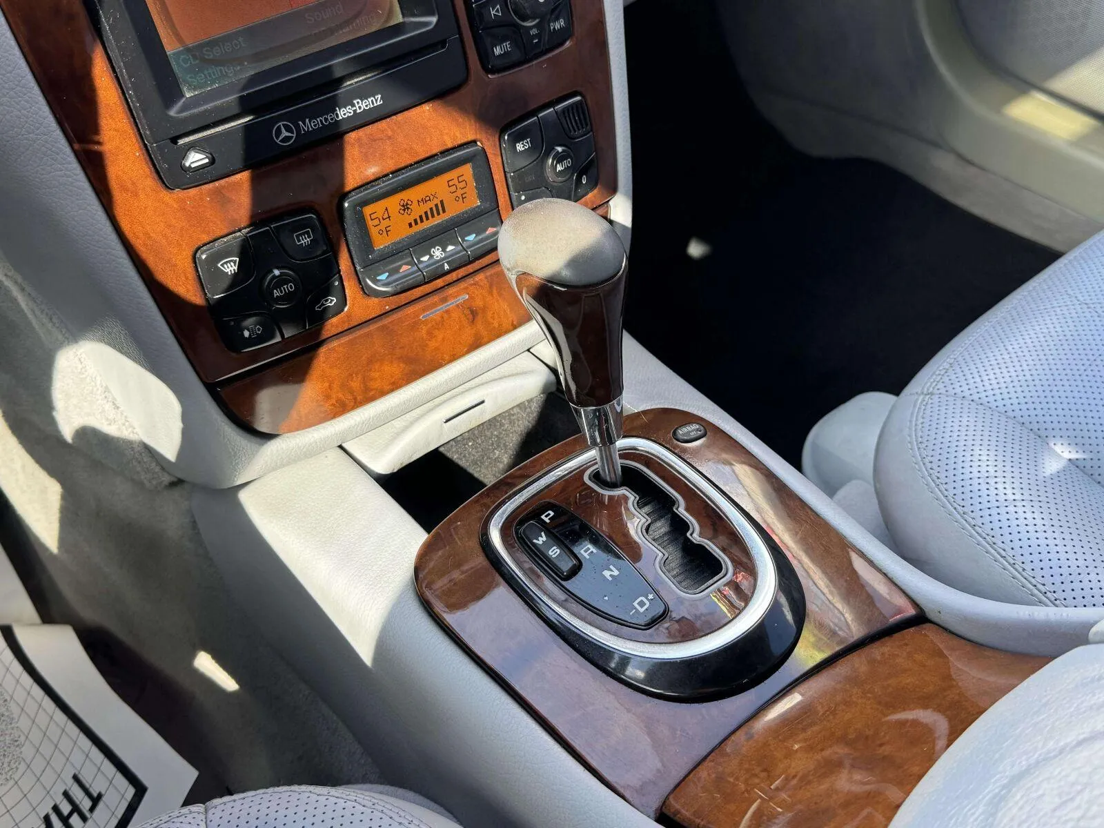 Mercedes-Benz S-Class photo 30