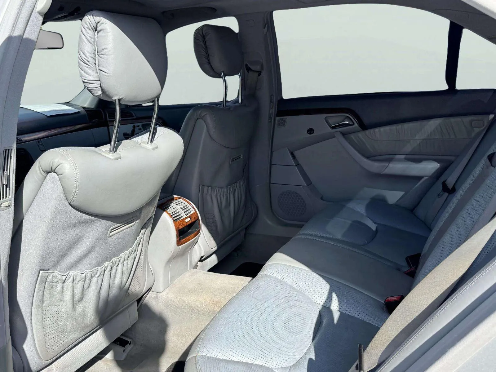 Mercedes-Benz S-Class photo 35